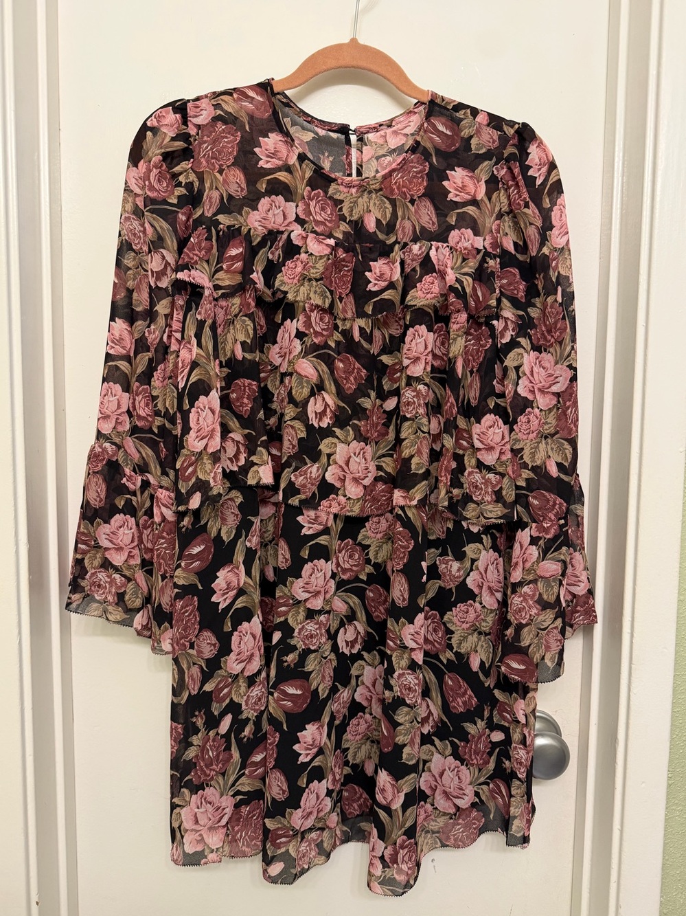 Aritzia Wilfred Theater Floral Dress